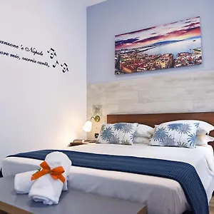 la-dimora-naples-80129.hotels-amalfi.com/